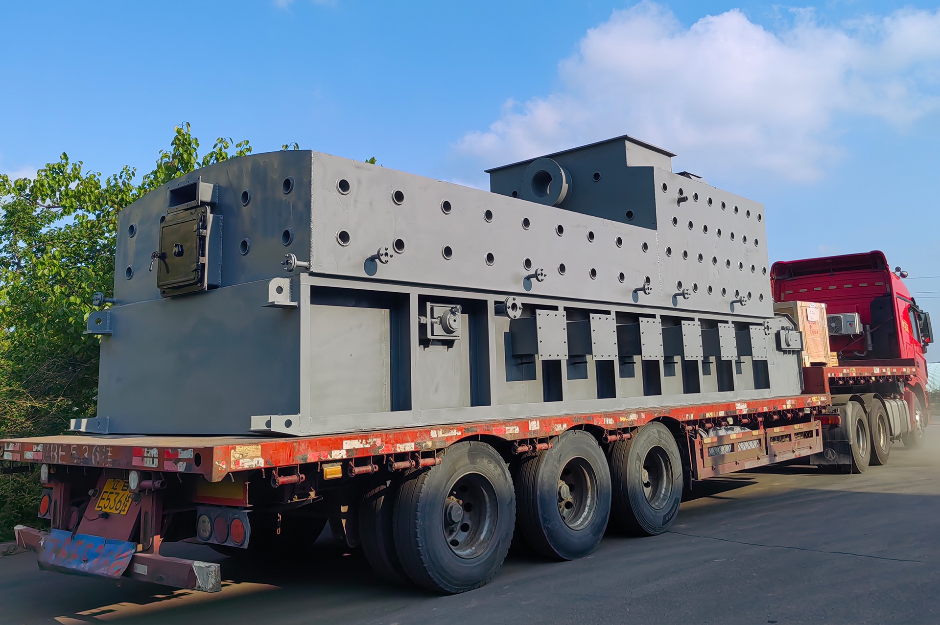 20t/h Ghi kiểu băng xích tường cao