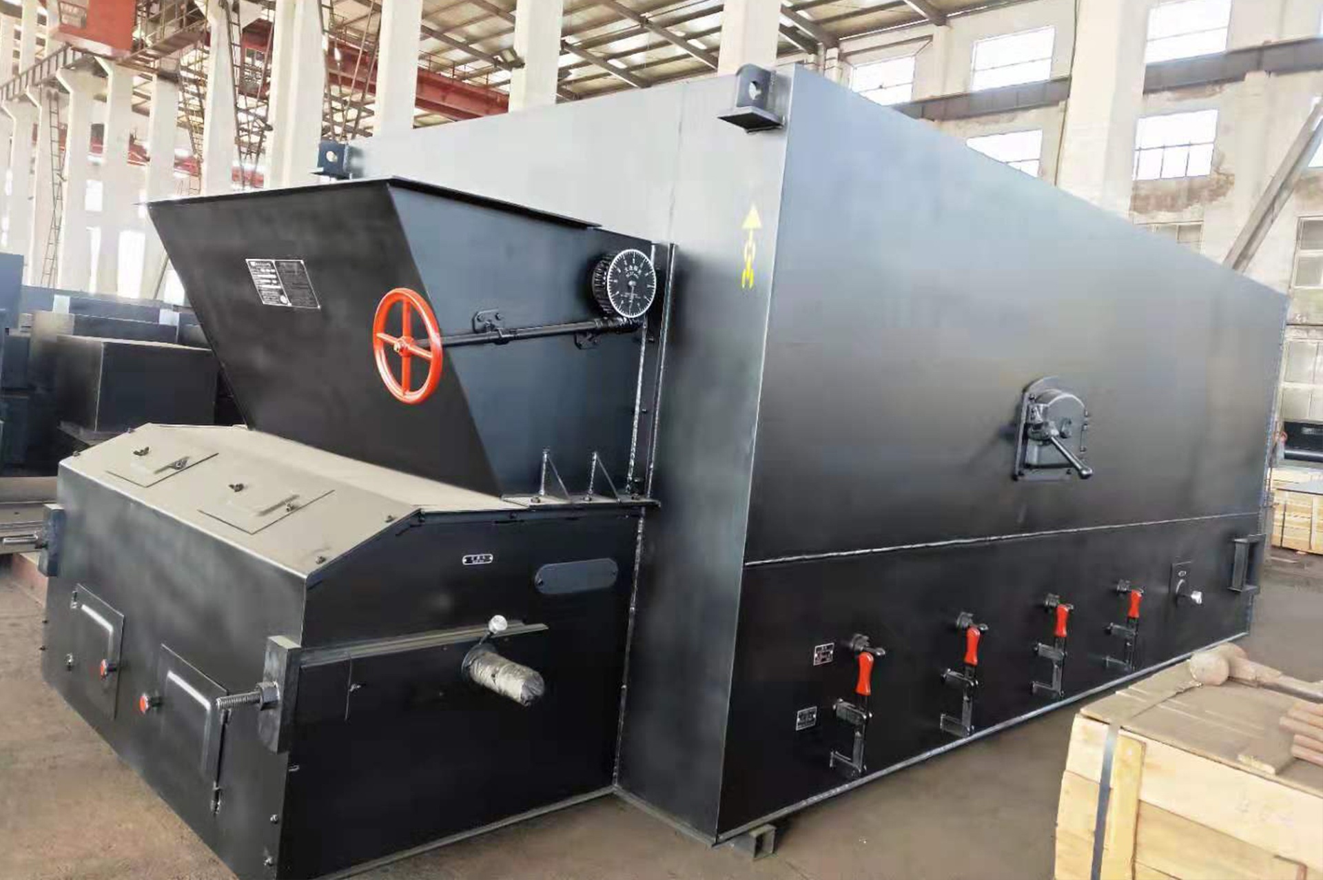 20t/h Ghi kiểu băng xích tường cao