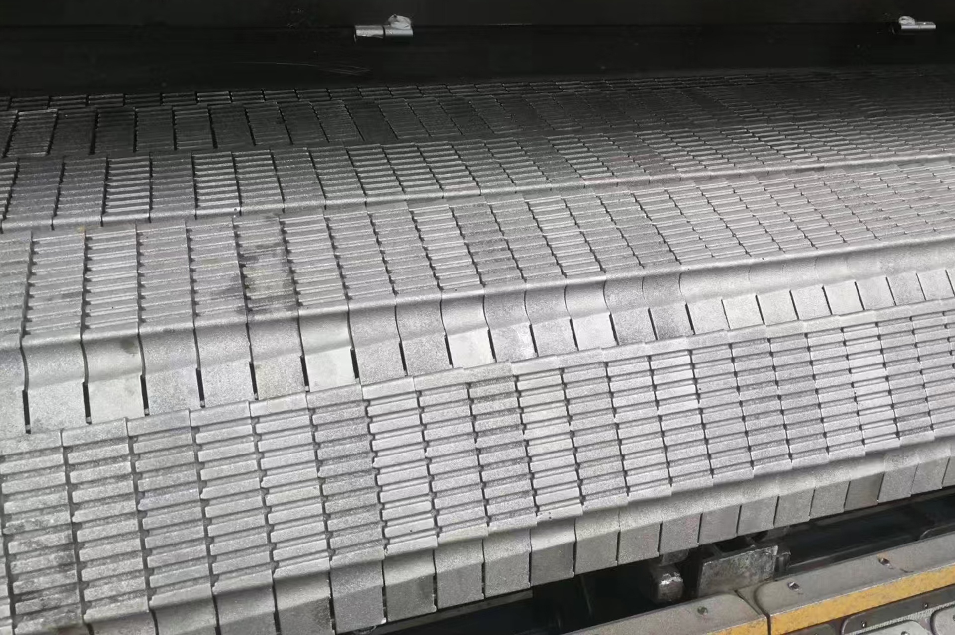 Ghi dầm ngang 65t/h